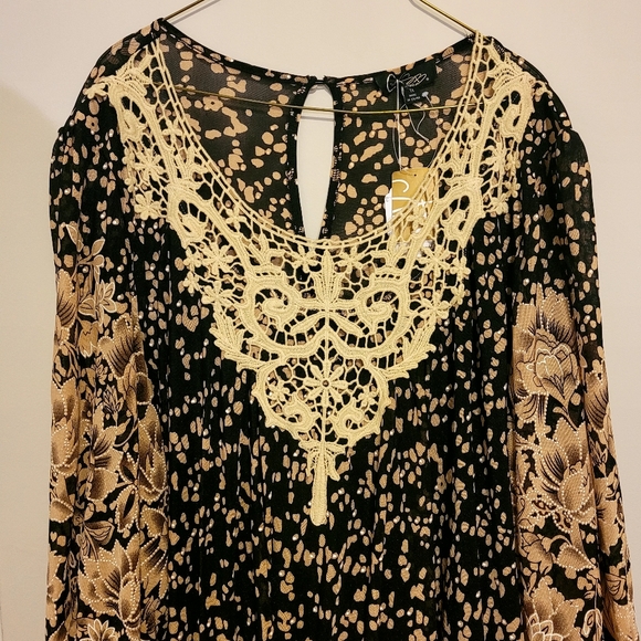 Suzanne Betro Dress - Picture 4 of 6